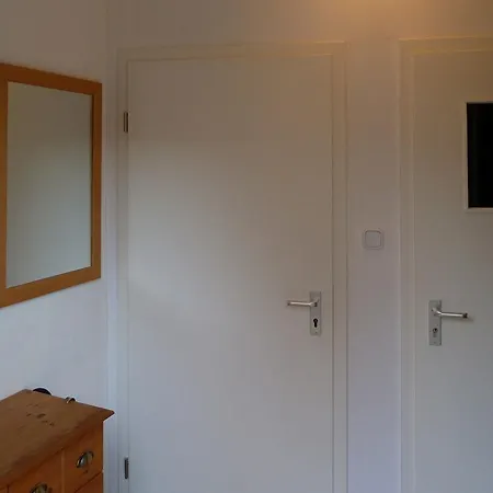 아파트 Ferienwohnung Der Familie Scheel In 첼레