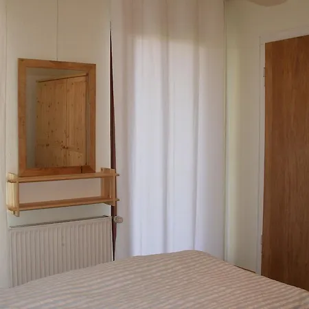 아파트 Ferienwohnung Der Familie Scheel In 첼레